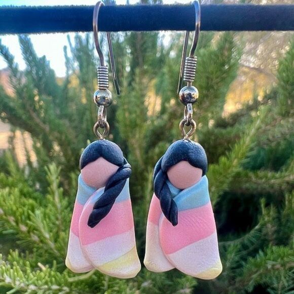 Artisan Clay Native Maiden Earrings - Picture 1 of 9
